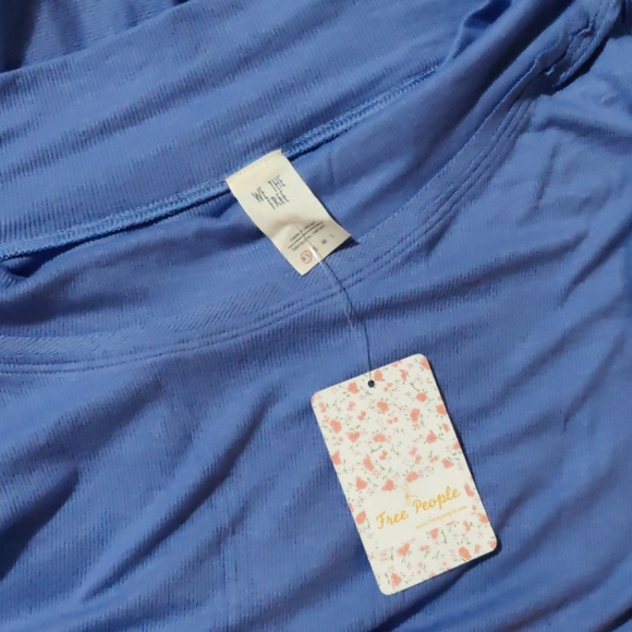 Free People "Sky" periwinkle off the shoulder top - Picture 4 of 6